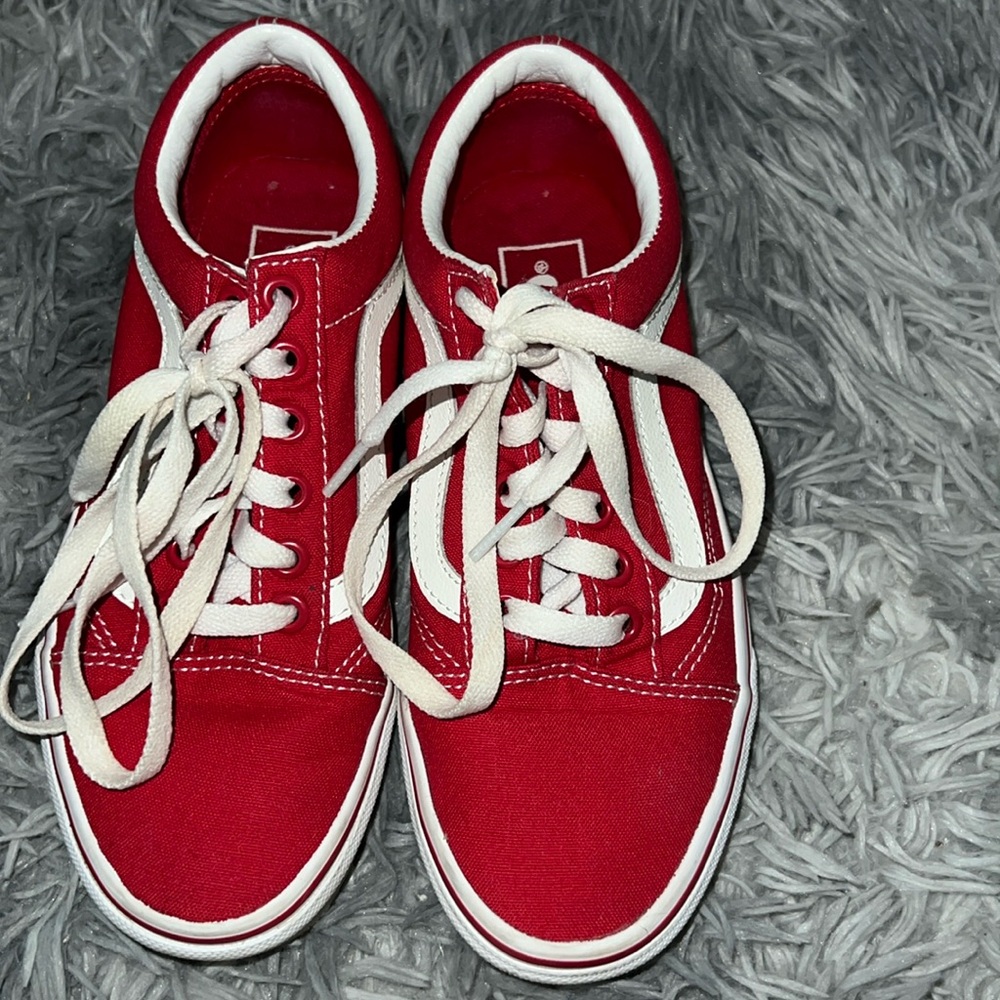 Red vans for women *